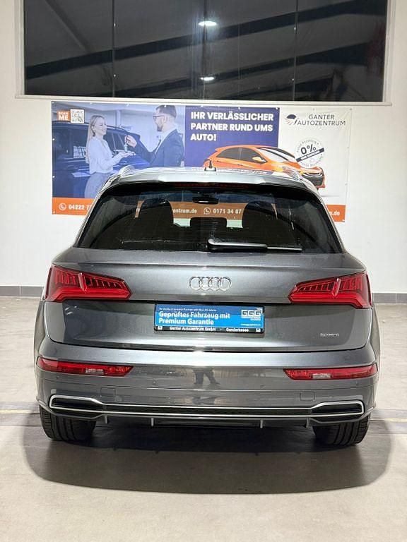 Gebraucht Audi Q5 S-Line 190 PS (139 kW) 2019 Grau SUV