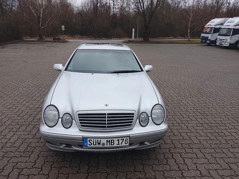 Gebraucht Mercedes CLK200 Elegance 163 PS (119 kW) 2001 Silber Coupé