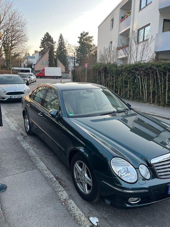 Gebraucht Mercedes E280 Elegance 190 PS (139 kW) 2006 Grün Limousine