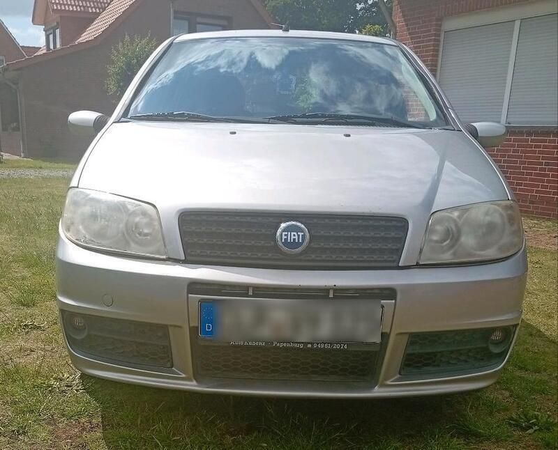 Silber Gebraucht 2003 Fiat Punto Kleinwagen | 500 € (Superpreis) - Bild 1/4