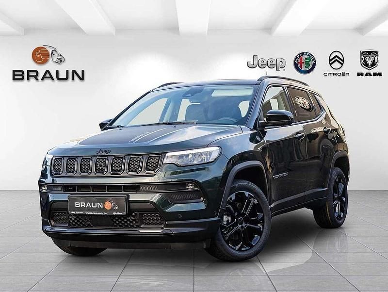 Techno green/dach schwarz Gebraucht 2025 Jeep Compass North SUV | 34.850 € (Etwas zu teuer) - Bild 1/4