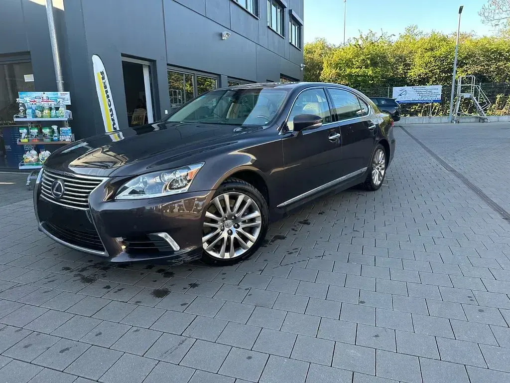 Gebraucht Lexus LS600h L 445 PS (327 kW) 2013 Braun Limousine