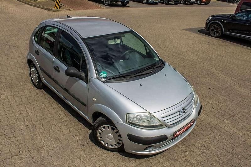 Silber Gebraucht 2004 Citroën C3 Kleinwagen | 799 € (Superpreis) - Bild 1/4