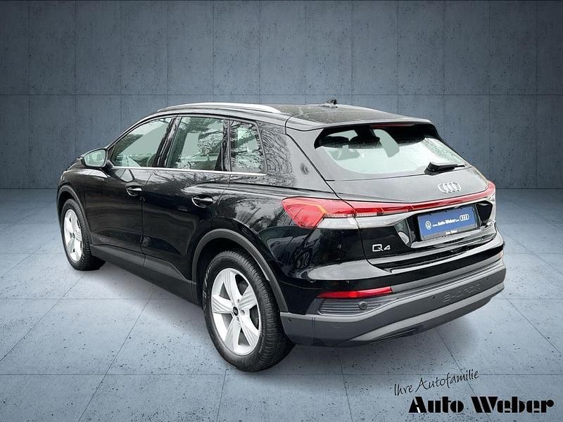 Gebraucht Audi Q4 e-tron Ambiente 150 kW (204 PS) 2022 Schwarz SUV