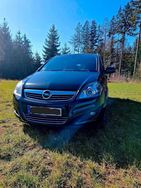 Gebraucht Opel Zafira 125 PS (91 kW) 2013 Schwarz Van / Kleinbus