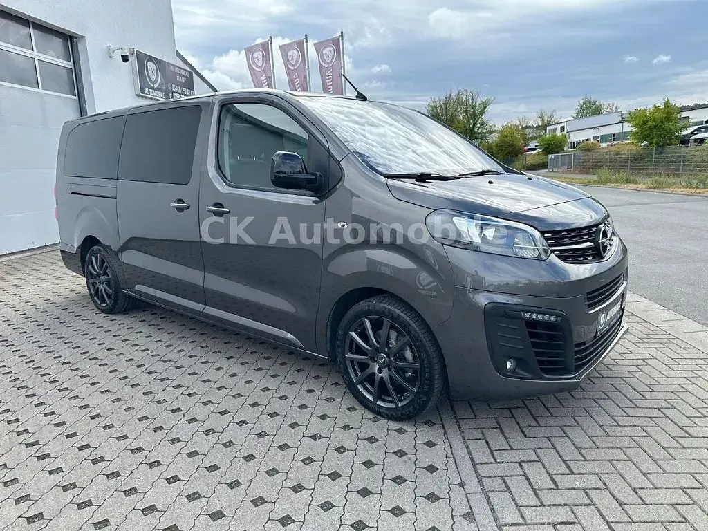 Gebraucht Opel Zafira Life Elegance 177 PS (130 kW) 2022 Grau Van / Kleinbus