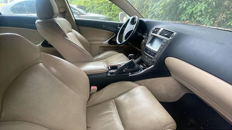 Gebraucht Lexus IS220d 170 PS (125 kW) 2008 Weiß Limousine