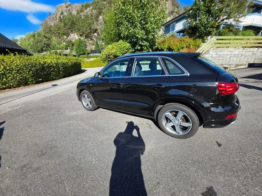Gebraucht Audi Q3 Comfort 150 PS (110 kW) 2014 Schwarz SUV