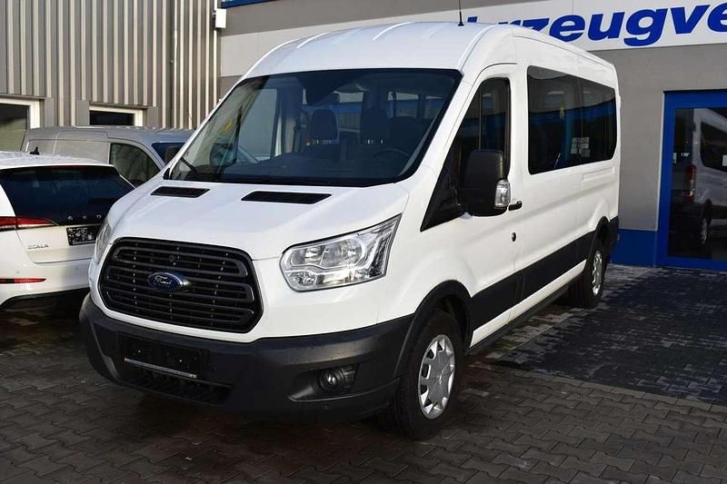 Second-hand Ford Transit Trend 131 CP (96 kW) 2019 Alb Monovolum