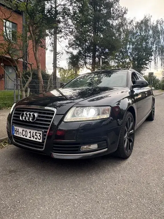 Gebraucht Audi A6 Ambiente 170 PS (125 kW) 2010 Schwarz Kombi