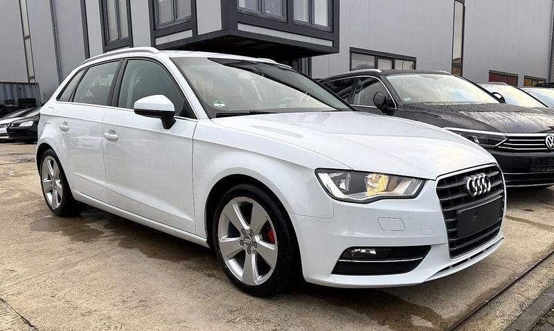 Gebraucht Audi A3 Ambition 150 PS (110 kW) 2013 Weiß Limousine