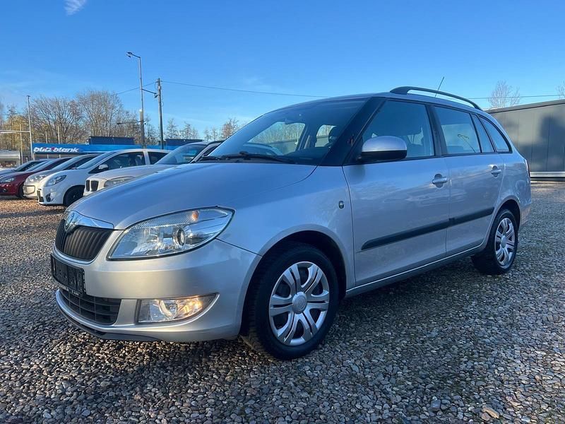 Gebraucht Skoda Fabia 86 PS (63 kW) 2012 Silber Kombi