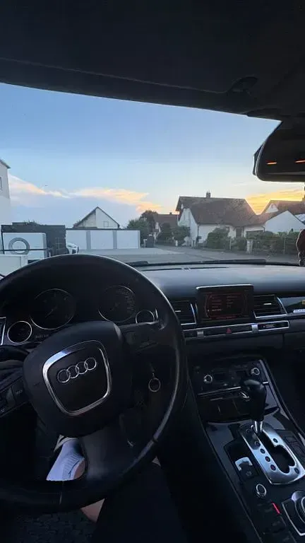Gebraucht Audi A8 232 PS (170 kW) 2005 Blau Limousine