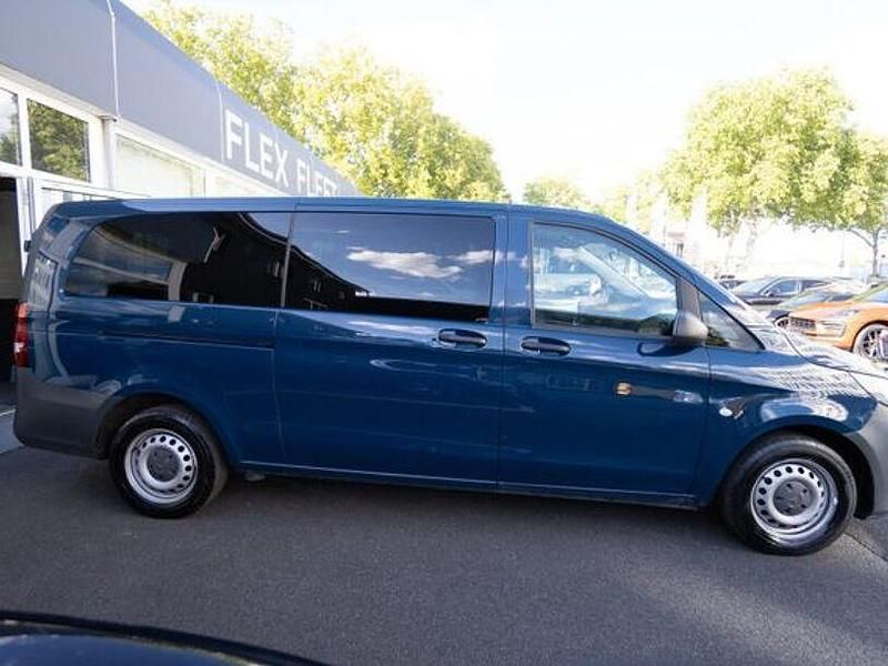 Gebraucht Mercedes Vito 163 PS (119 kW) 2016 Blau Van