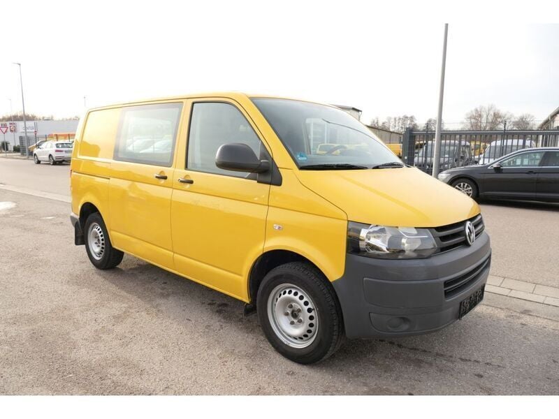 Gebraucht VW T5 84 PS (61 kW) 2011 Ginstergelb r1032 Van