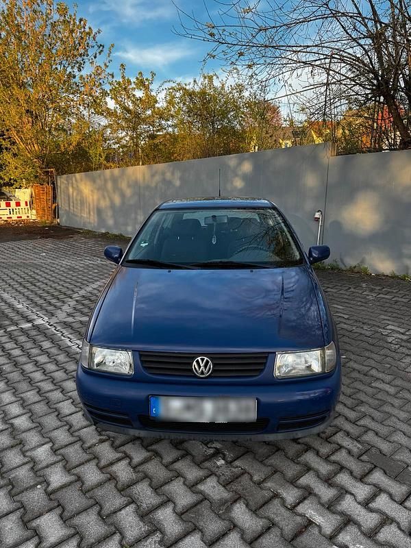 Gebraucht VW Polo 50 PS (36 kW) 1999 Blau Kleinwagen
