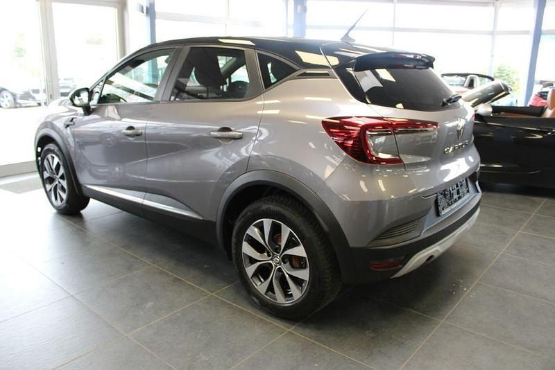 Gebraucht Renault Captur Experience 131 PS (96 kW) 2020 Grau SUV