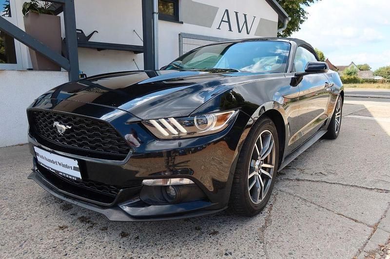 Schwarz Gebraucht 2016 Ford Mustang Convertible Cabrio | 21.550 € (Superpreis) - Bild 1/4