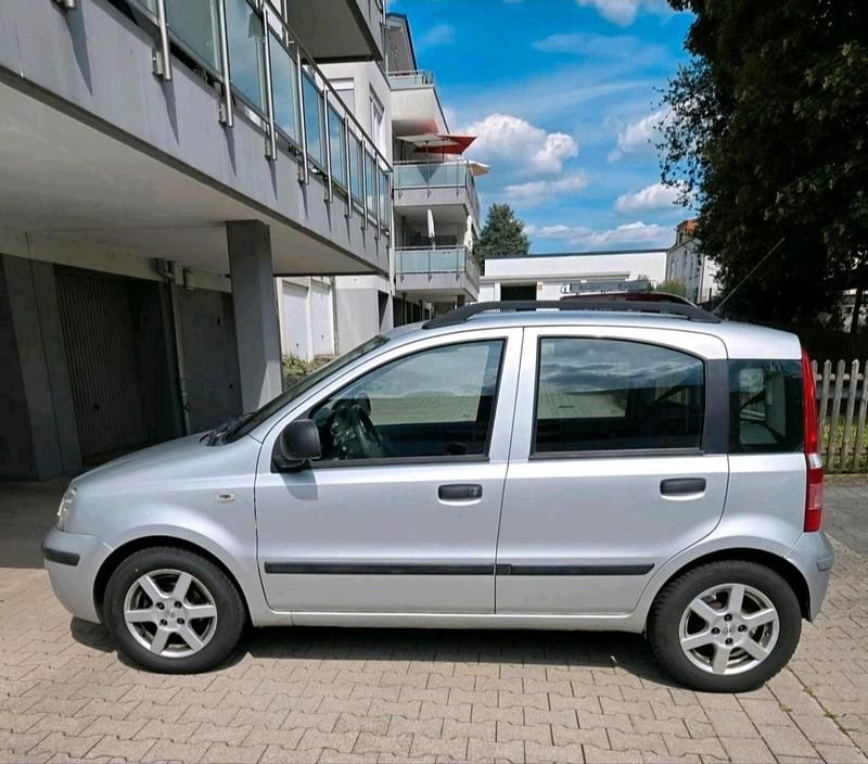Silber Gebraucht 2009 Fiat Panda Kleinwagen | 2.250 € (Etwas zu teuer) - Bild 1/4