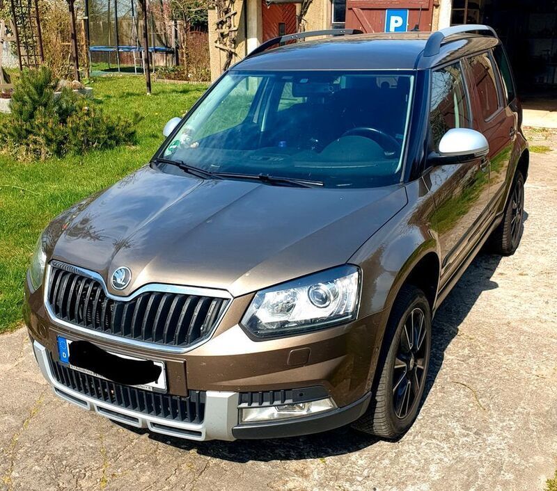 Braun Gebraucht 2014 Skoda Yeti Elegance SUV | 11.000 € (Fairer Preis) - Bild 1/4