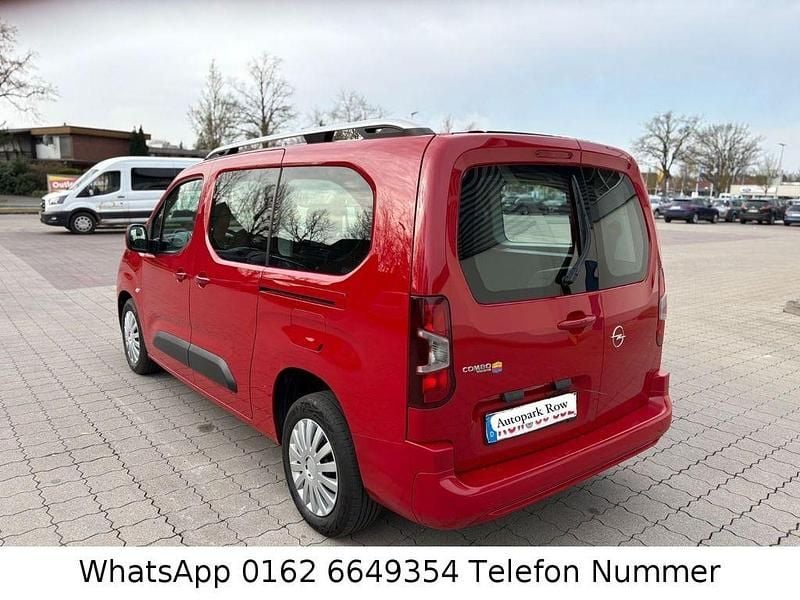 Gebraucht Opel Combo Life Edition 102 PS (75 kW) 2019 Rot Van / Kleinbus