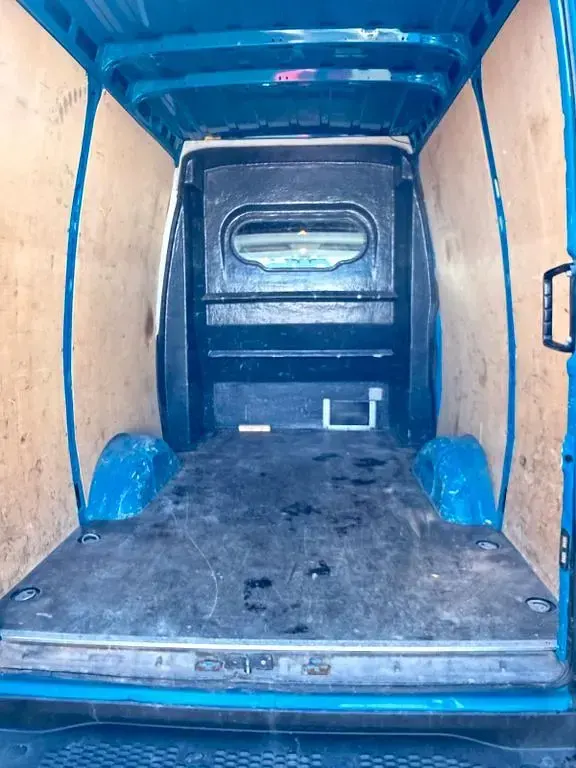 Occasion Iveco Daily 170 ch (125 kW) 2016 Bleue Monospace