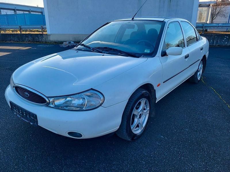 Weiß Gebraucht 1999 Ford Mondeo Limousine | 2.290 € (Fairer Preis) - Bild 1/4