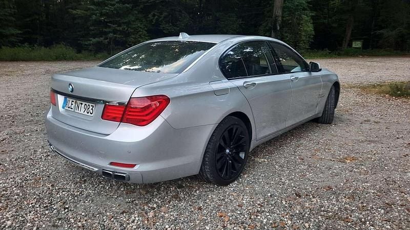 Gebraucht BMW 760 544 PS (400 kW) 2010 Limousine