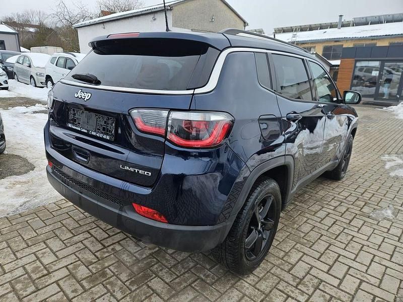 Gebraucht Jeep Compass Limited 140 PS (102 kW) 2018 Blau SUV