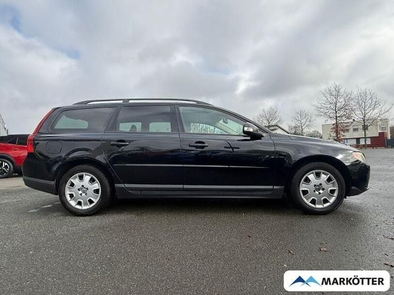 Gebraucht Volvo V70 Kinetic 145 PS (106 kW) 2009 Schwarz Kombi