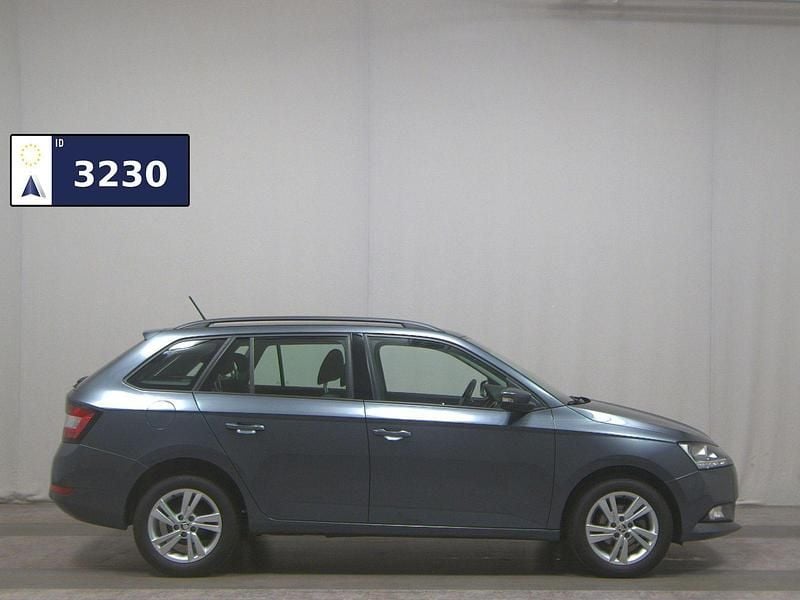 Grau Gebraucht 2021 Skoda Fabia Ambition Kombi | 12.479 € (Superpreis) - Bild 1/4