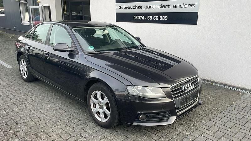 Second-hand Audi A4 Attraction 120 CP (88 kW) 2010 Gri Berlinǎ