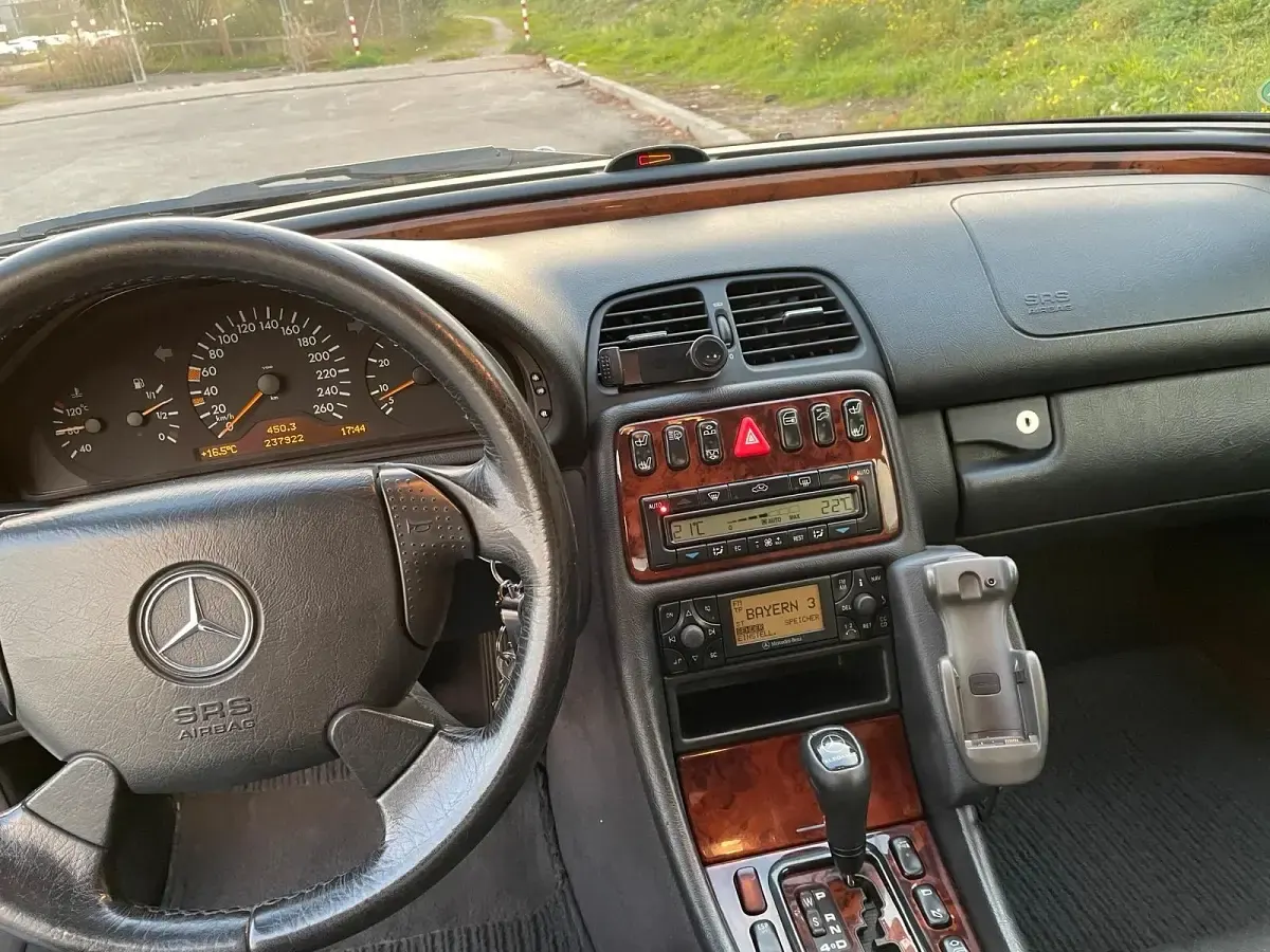 Gebraucht Mercedes C320 218 PS (160 kW) 2000 Blau Cabrio
