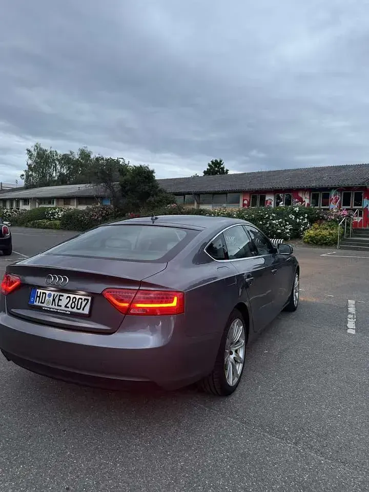 Gebraucht Audi A5 177 PS (130 kW) 2012 Grau Coupé