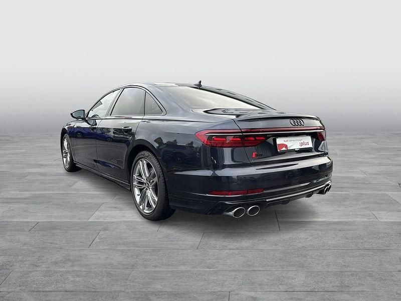 Gebraucht Audi S8 Ambiente 571 PS (419 kW) 2022 Blau Limousine