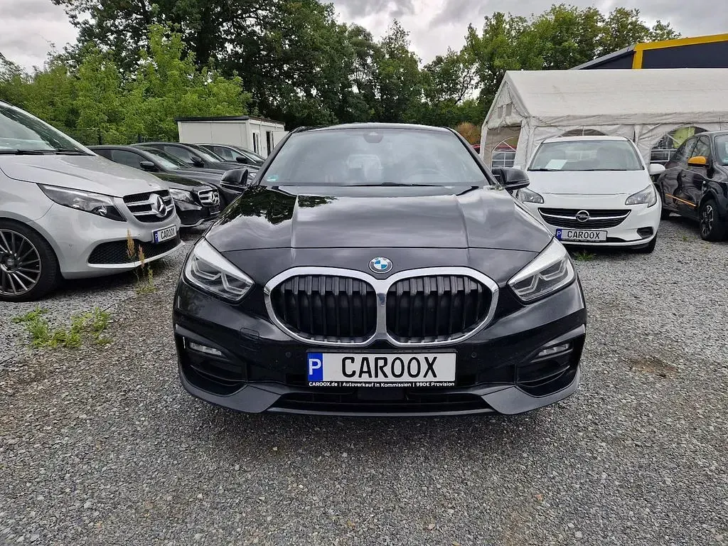 Gebraucht BMW 120 Sport Line 190 PS (139 kW) 2021 Schwarz Limousine