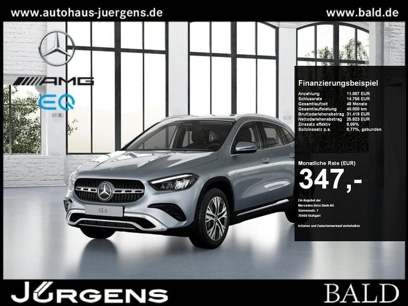 Gebraucht Mercedes GLA200 Progressive 163 PS (119 kW) 2025 Metalliclack hightechsilber SUV
