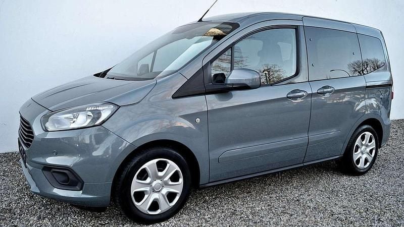 Gebraucht Ford Tourneo Courier 101 PS (74 kW) 2019 Blau Van / Kleinbus