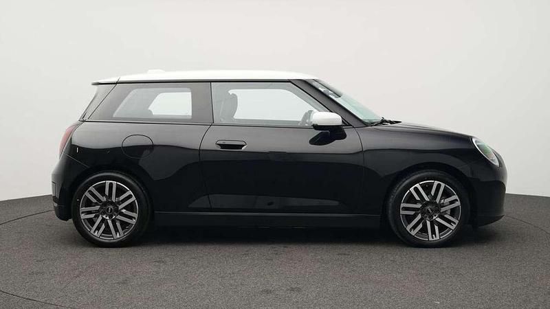 Gebraucht Mini Cooper Classic 135 kW (184 PS) 2025 Schwarz Kleinwagen