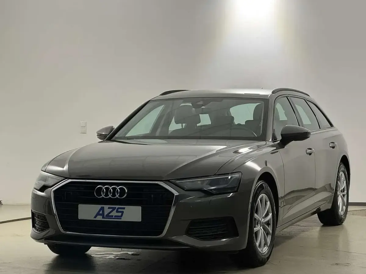 Gebraucht Audi A6 Sport 204 PS (150 kW) 2023 Grau Limousine