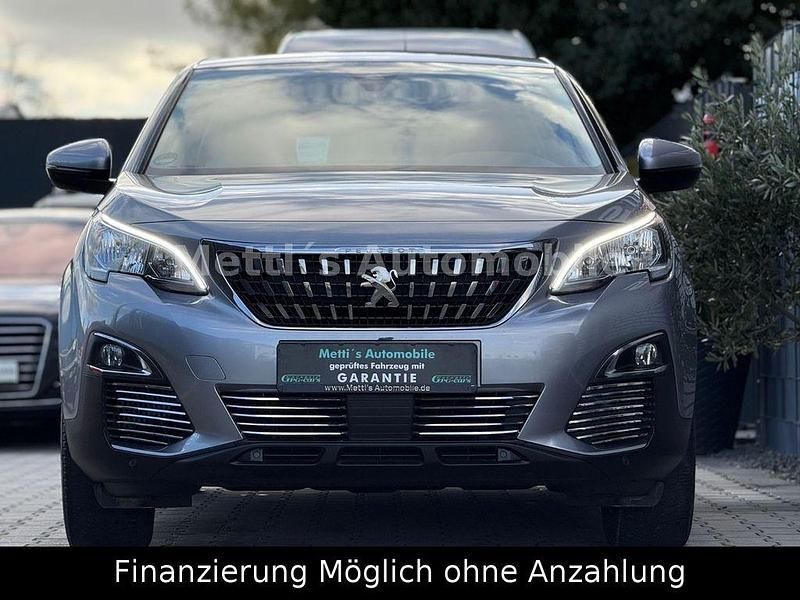 Gebraucht Peugeot 5008 Business-Line 131 PS (96 kW) 2020 Gris artense SUV