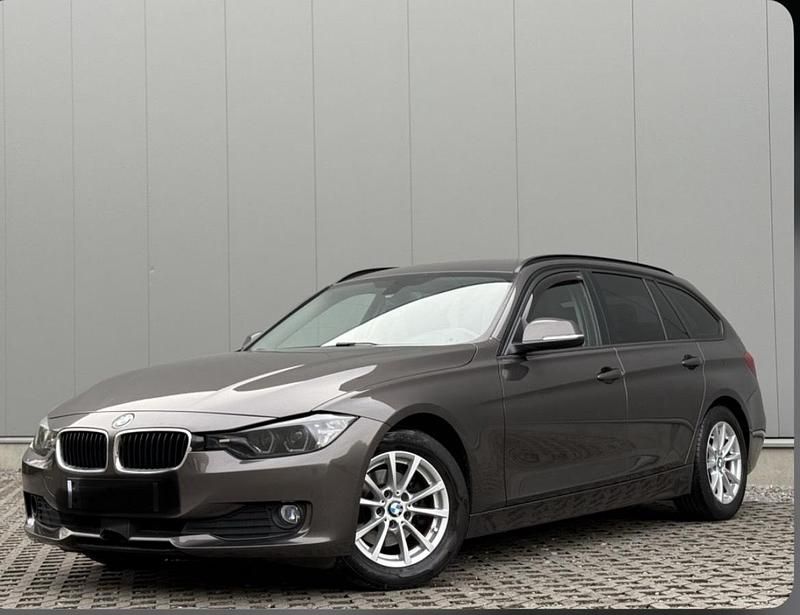 Braun Gebraucht 2014 BMW 320 Efficient Dynamics Kombi | 7.750 € (Superpreis) - Bild 1/4