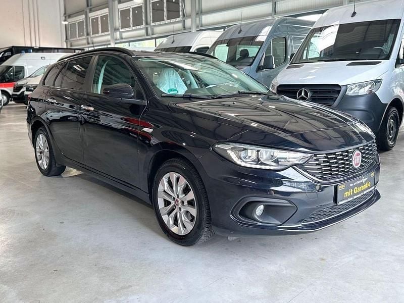 Colore esterno (new nero (vr7 Gebraucht 2017 Fiat Tipo Lounge Kombi | 6.500 € (Guter Preis) - Bild 1/4