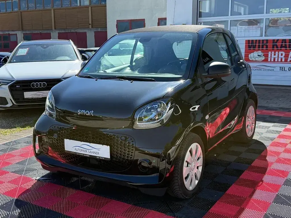 Gebraucht Smart ForTwo Electric Drive 60 kW (82 PS) 2021 Schwarz Coupé