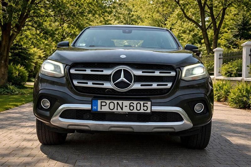 Gebraucht Mercedes X250 190 PS (139 kW) 2018 Grau Pickup