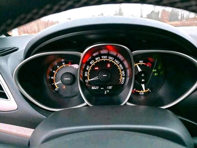 Gebraucht Lada Vesta 106 PS (77 kW) 2020 Grau Limousine