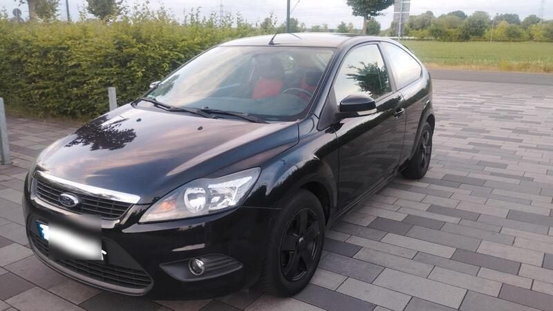 Schwarz Gebraucht 2009 Ford Focus Limousine | 2.490 € (Fairer Preis) - Bild 1/4