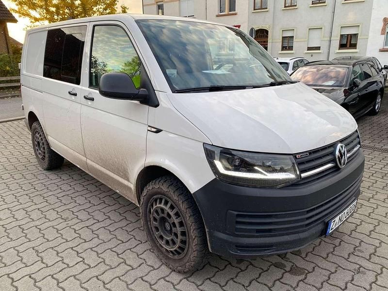 Gebraucht VW Transporter 150 PS (110 kW) 2017 Candyweiß Van