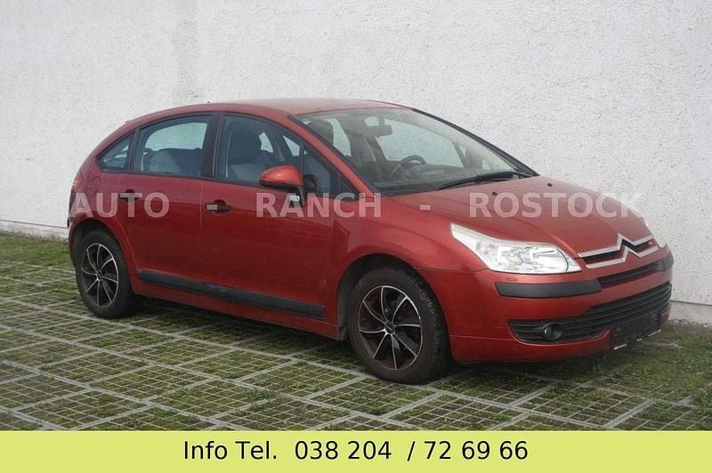 Gebraucht Citroën C4 Advance 88 PS (64 kW) 2008 Rot Limousine