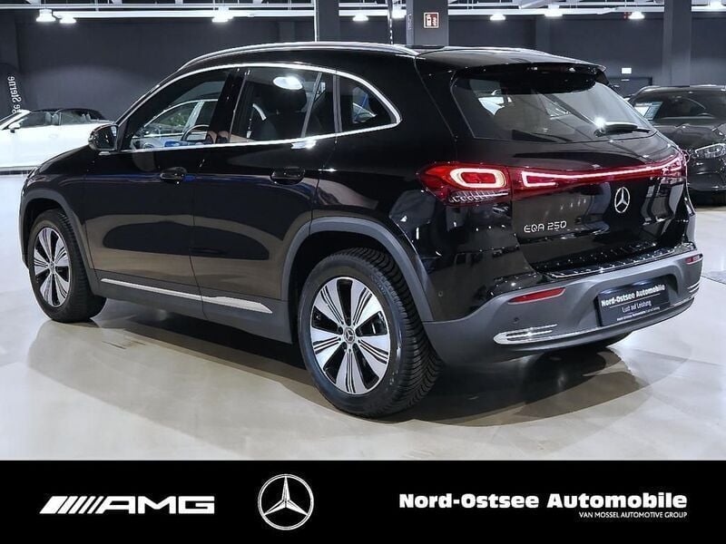Gebraucht Mercedes EQA250 Progressive 139 kW (190 PS) 2023 Schwarz SUV